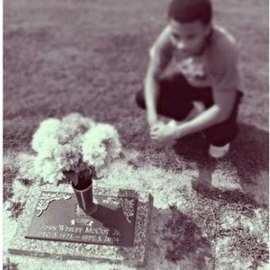 Meet your Posher, Cj